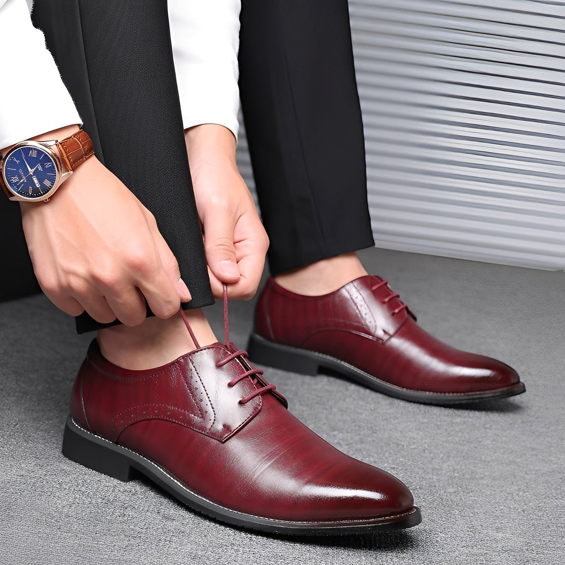 Desmond - Zapatos formales de cuero con detalles brogue para hombres