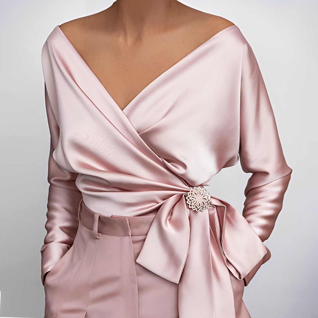 Evalyn - Blusa Elegante de Seda para Mujeres