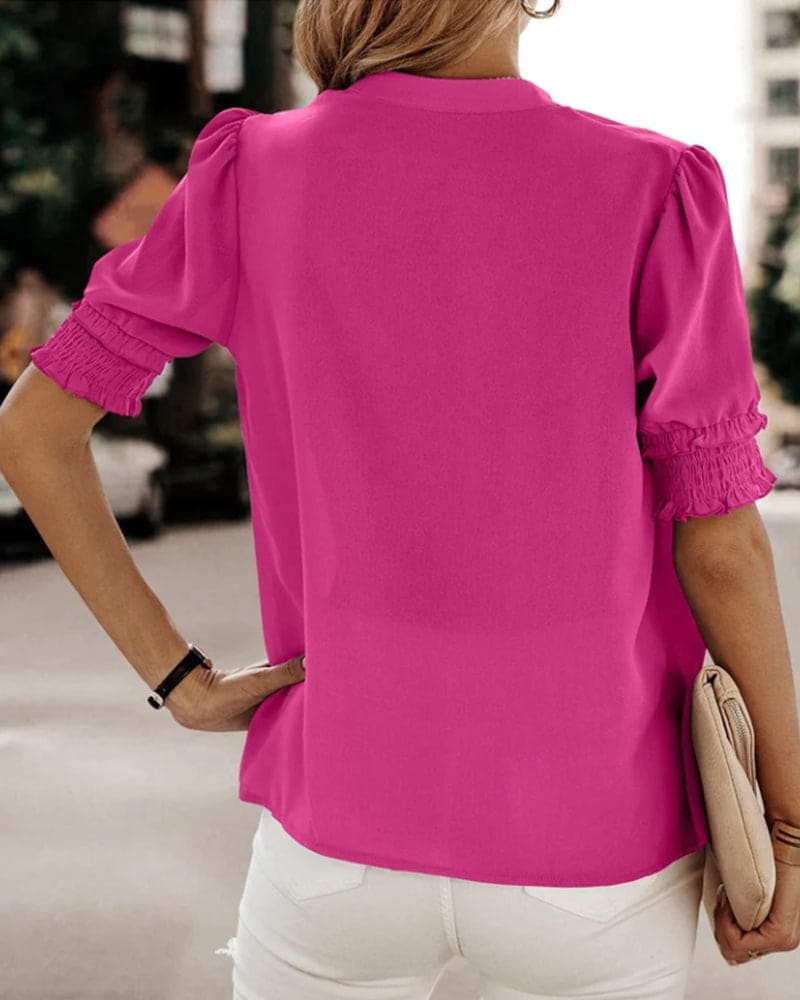 Sophia – Blusa con Escote en V y Mangas Cortas