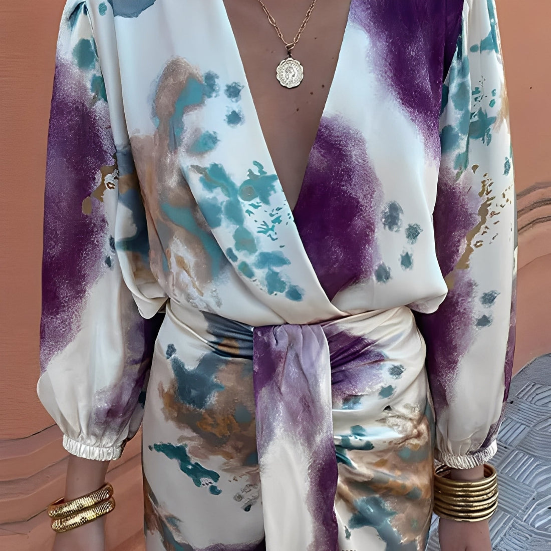 Éva - Elegante vestido para mujeres con escote en V