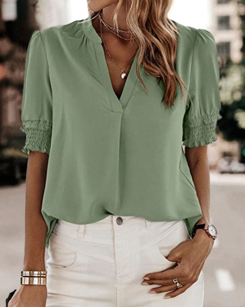 Sophia – Blusa con Escote en V y Mangas Cortas