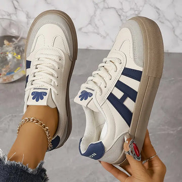 Greta - Zapatillas ligeras y cómodas para mujer de la Light Edition.