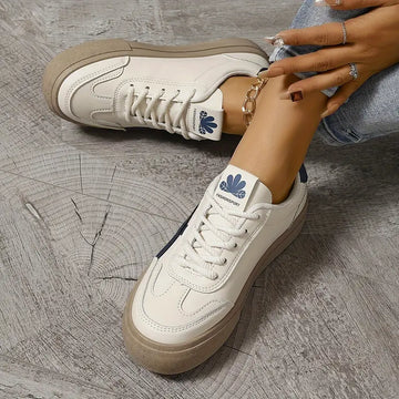 Naomi - Zapatillas de Plataforma para Mujer en Diseño Retro