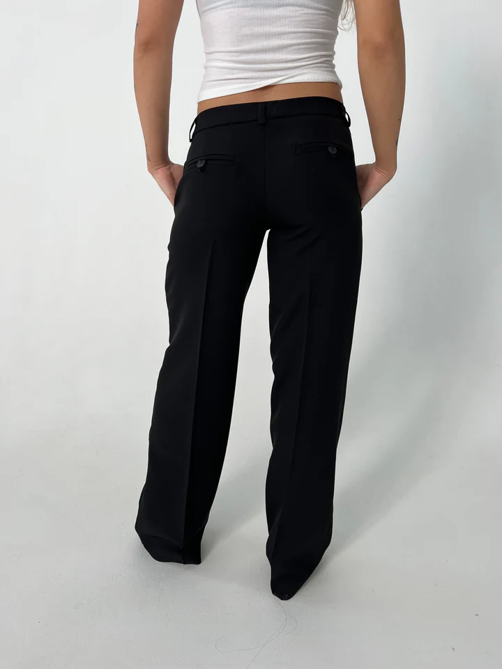Vittoria – Pantalones de Talle Alto con Piernas Anchas y Bolsillos