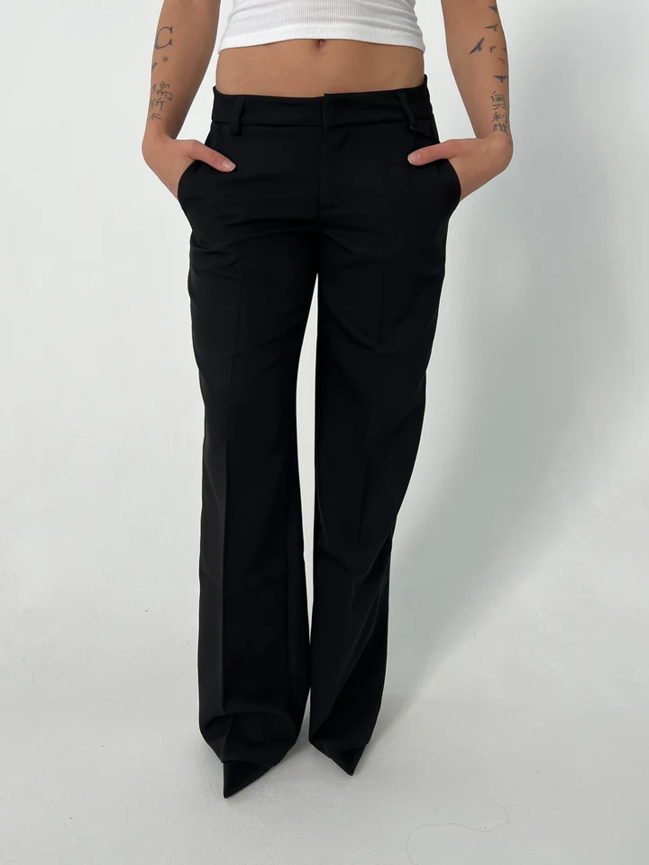 Vittoria – Pantalones de Talle Alto con Piernas Anchas y Bolsillos