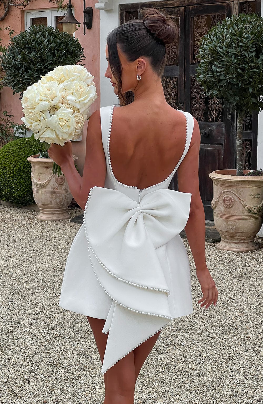 Mini vestido – Elegancia con acentos refinados