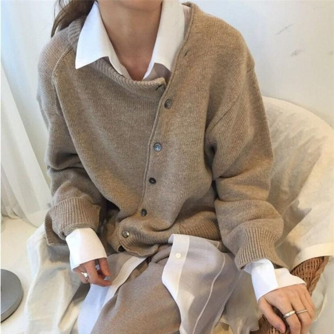 Erica - Chaqueta en estilo moderno con detalles de botones